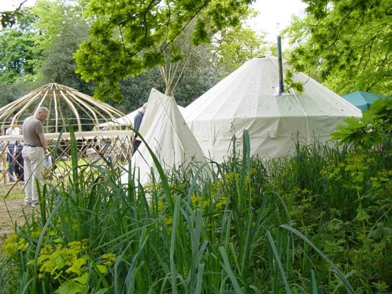 Yurt camping Woodland Yurts